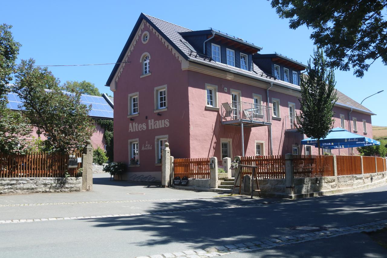 Altes -Haus Apartment Gattendorf Luaran gambar